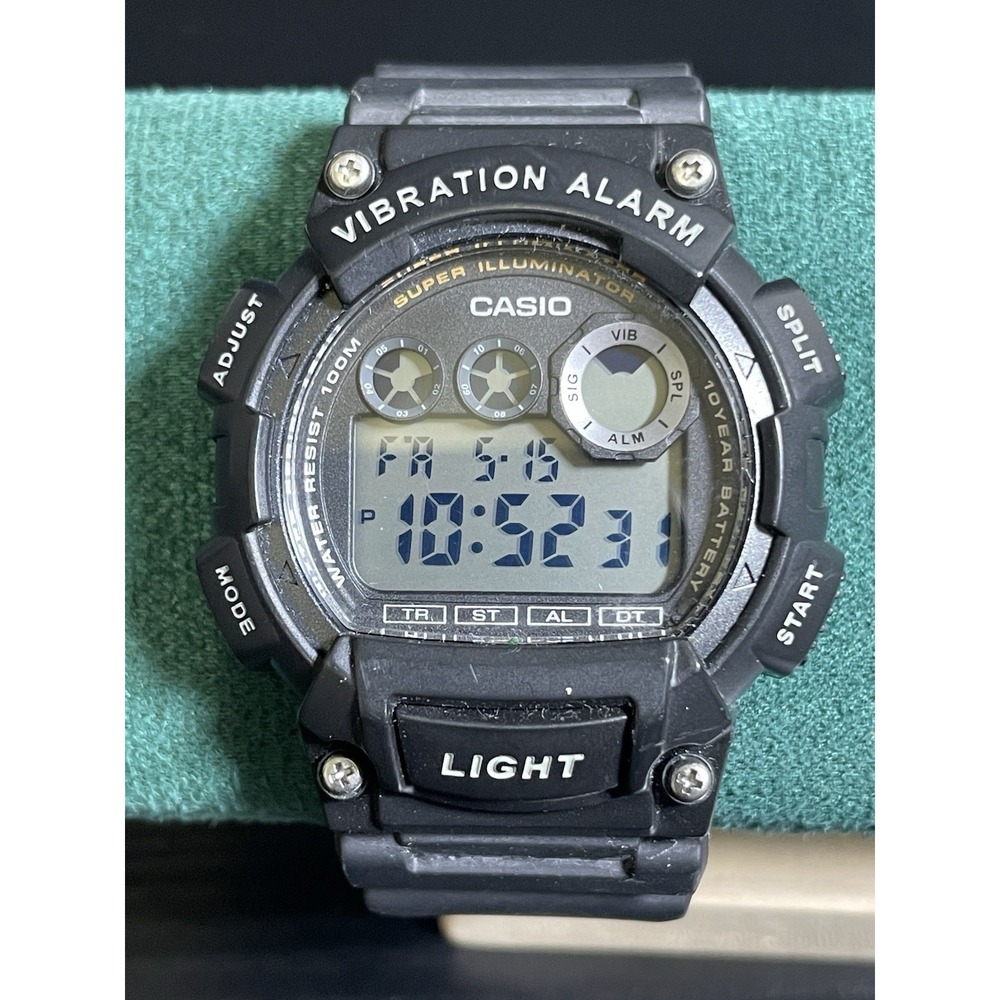 Vintage Casio W-735H Vibration Alarm Digital Watch Working Illuminator
